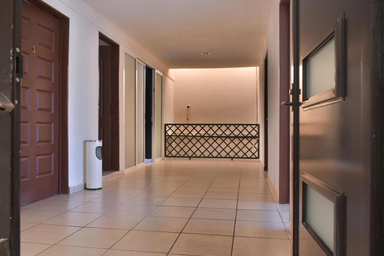 דירות לאון 2 Venator House Boutique מראה חיצוני תמונה
