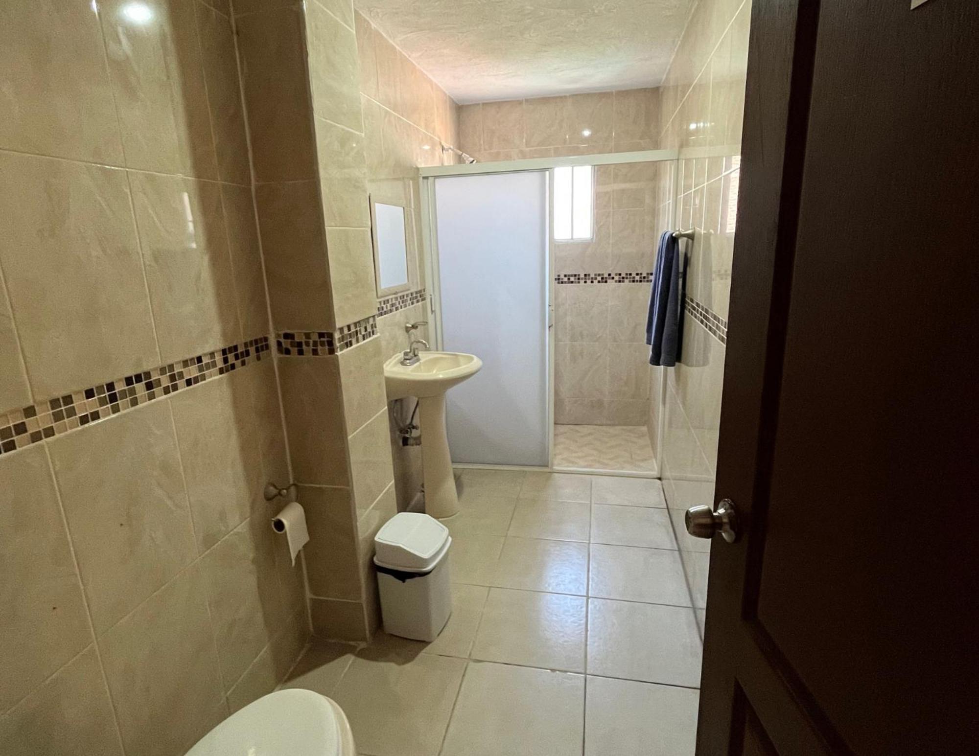 דירות לאון 2 Venator House Boutique מראה חיצוני תמונה